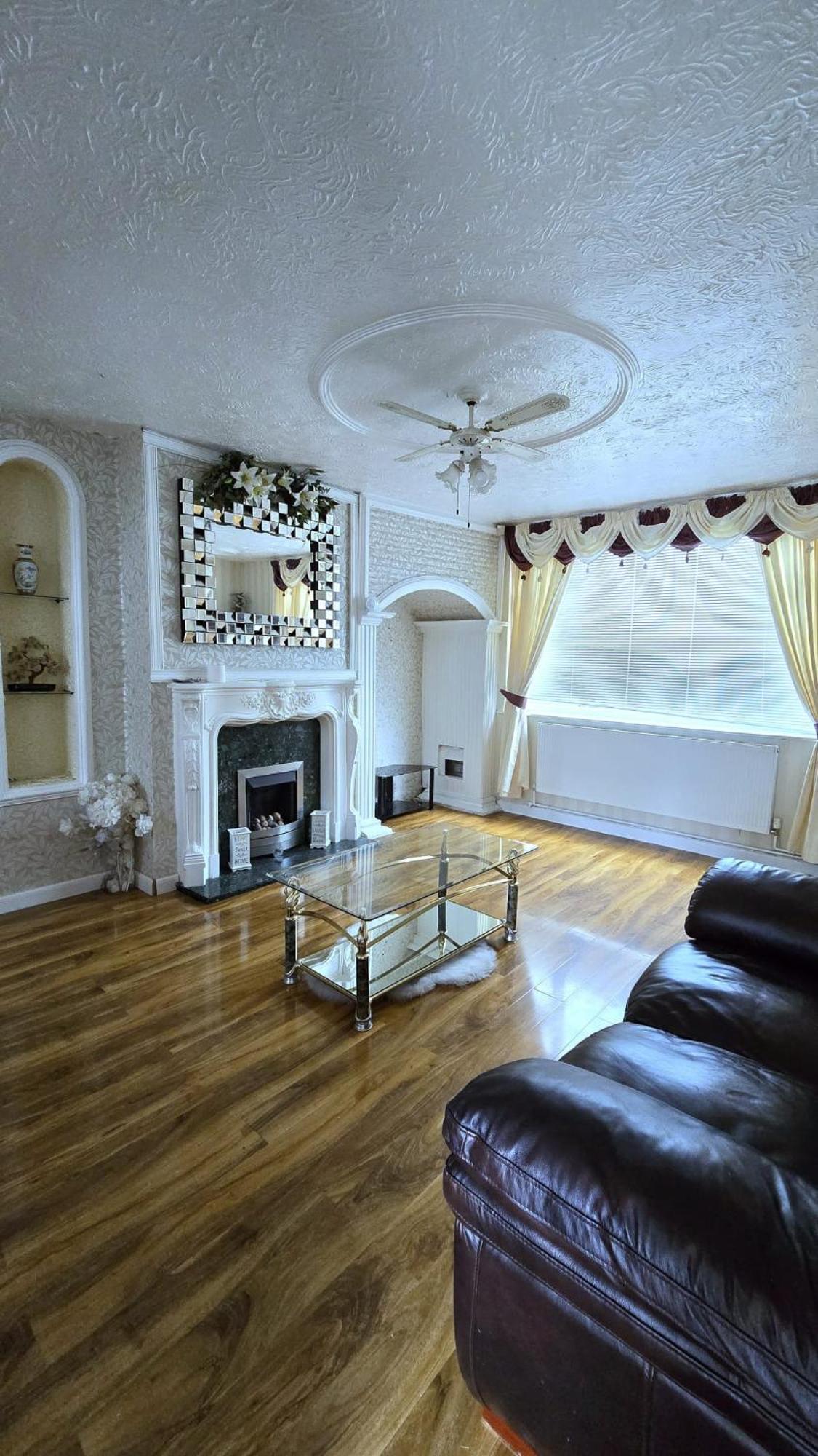 Ritchie Guest House Wigan Esterno foto